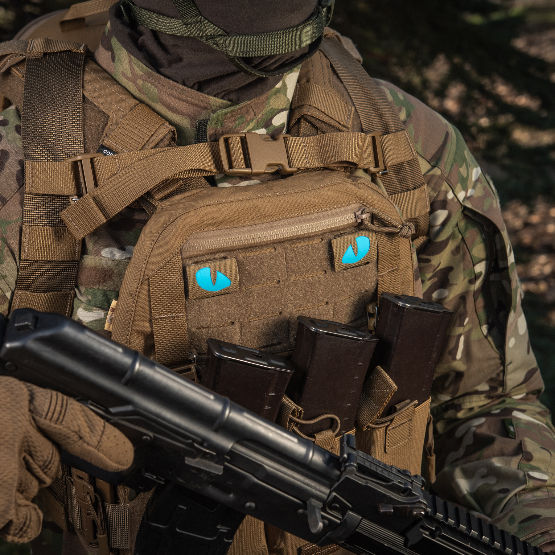 M-Tac нашивка Tiger Eyes Laser Cut (пара) Coyote/Blue/GID — 9