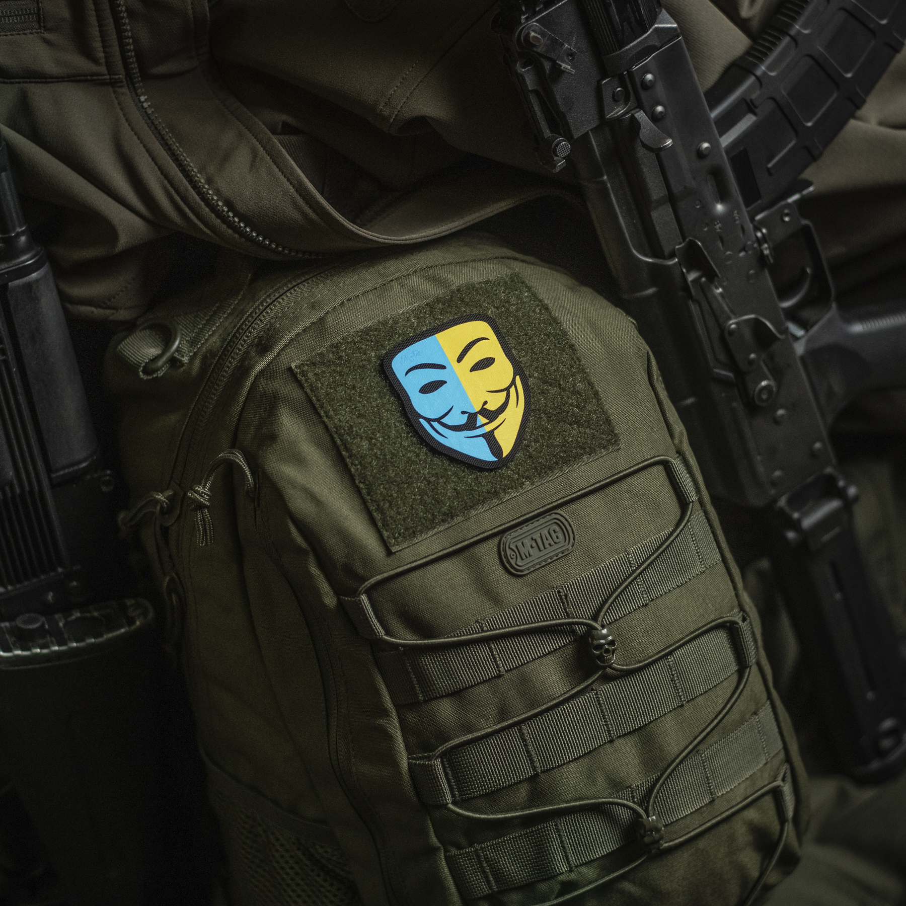 M-Tac нашивка Anonymous Black/Yellow/Blue — 6