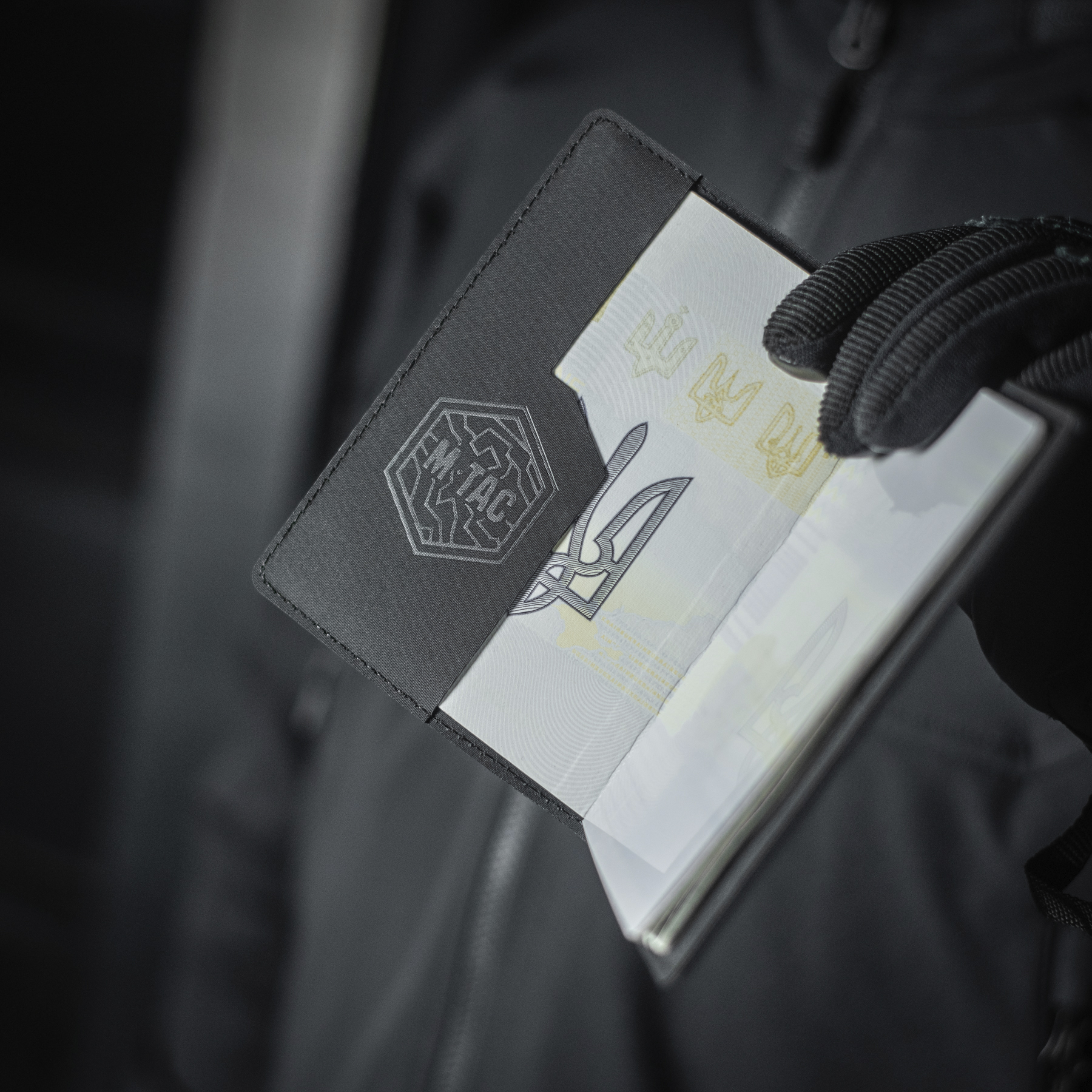 M-Tac обложка для паспорта Black — 17