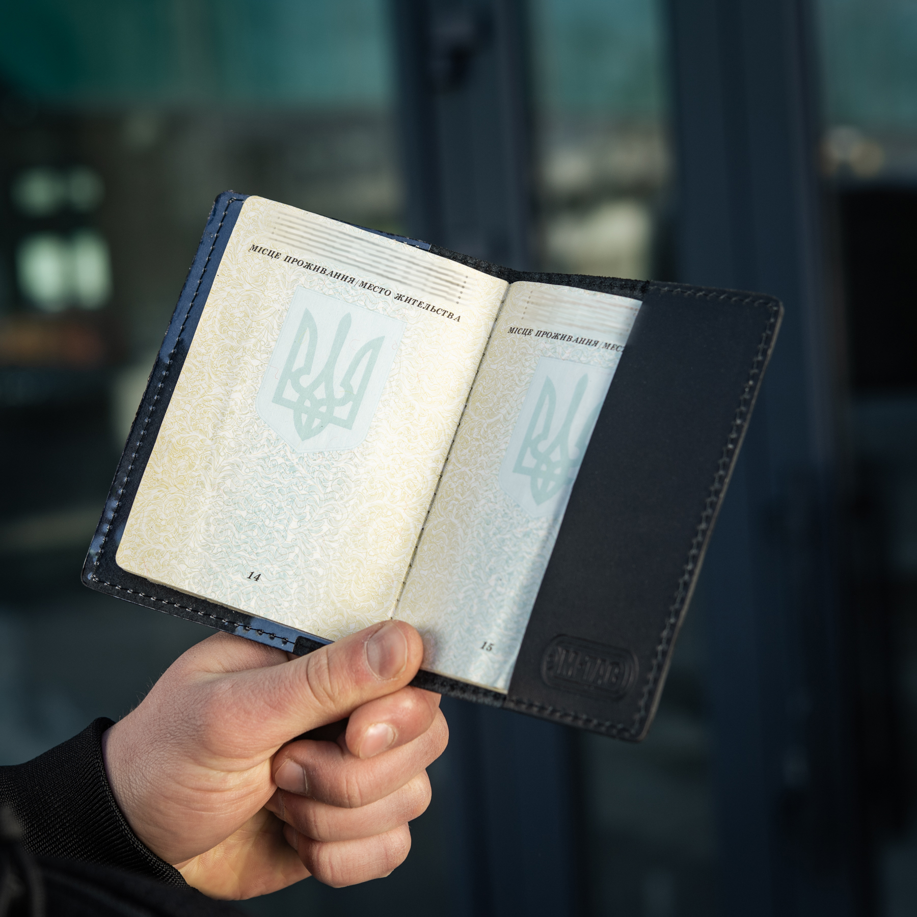 M-Tac обложка паспорта Украины с картой — 13