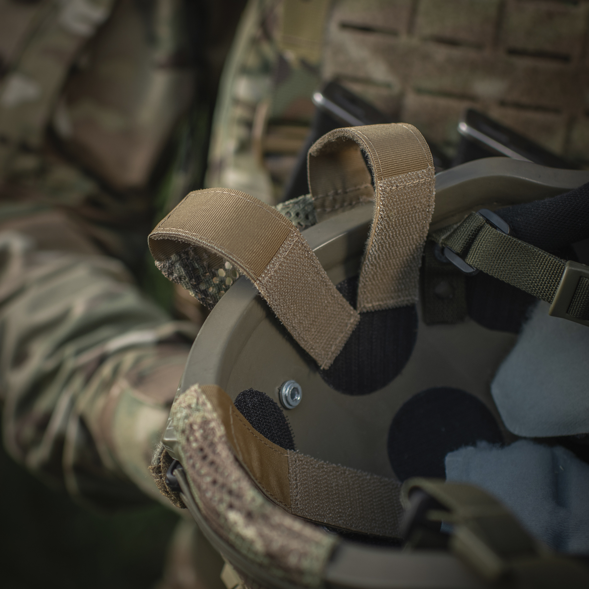 M-Tac кавер на шлем с отверстием под Shroud Multicam — 22
