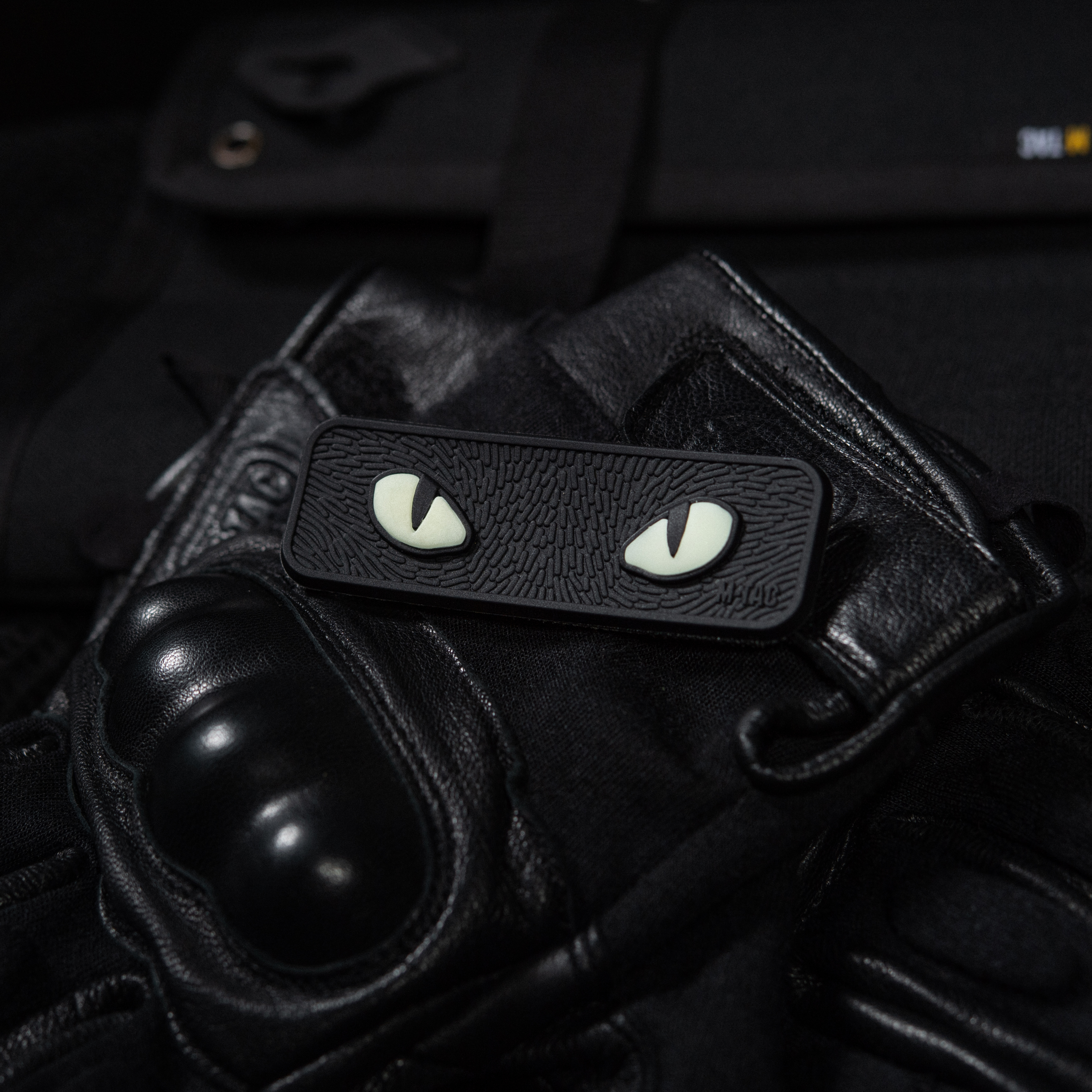 M-Tac нашивка Cat Eyes 3D PVC Black — 14