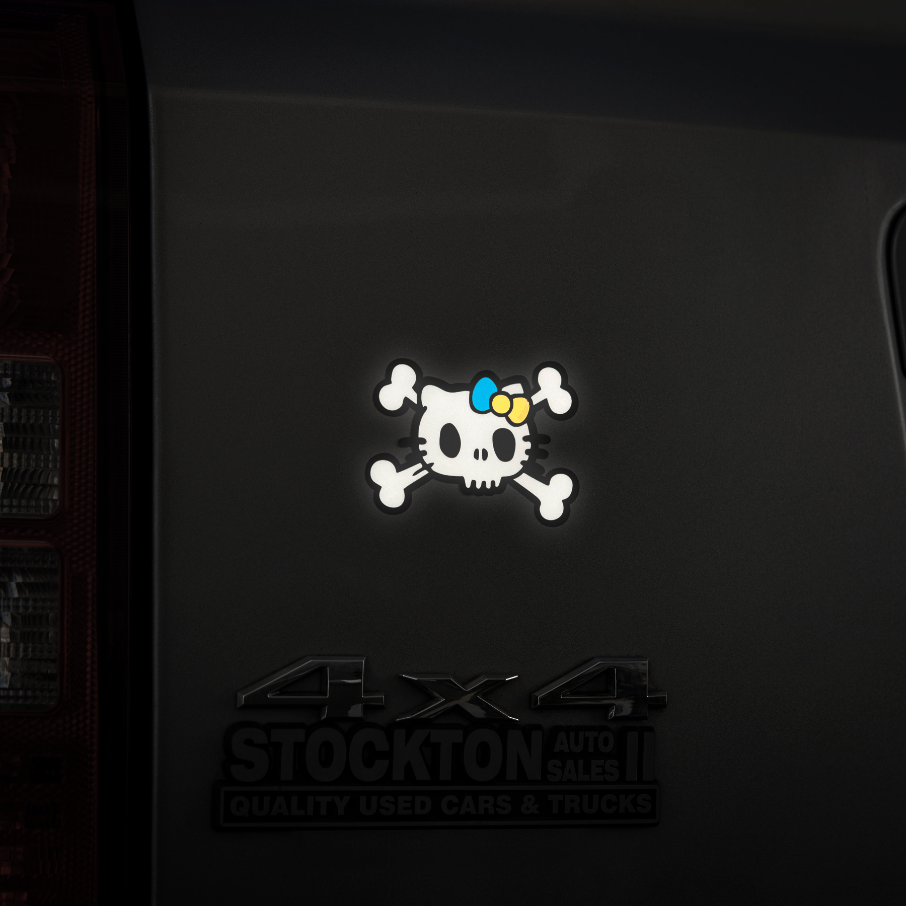 M-Tac наклейка Hello Kitty Reflective Black — 8