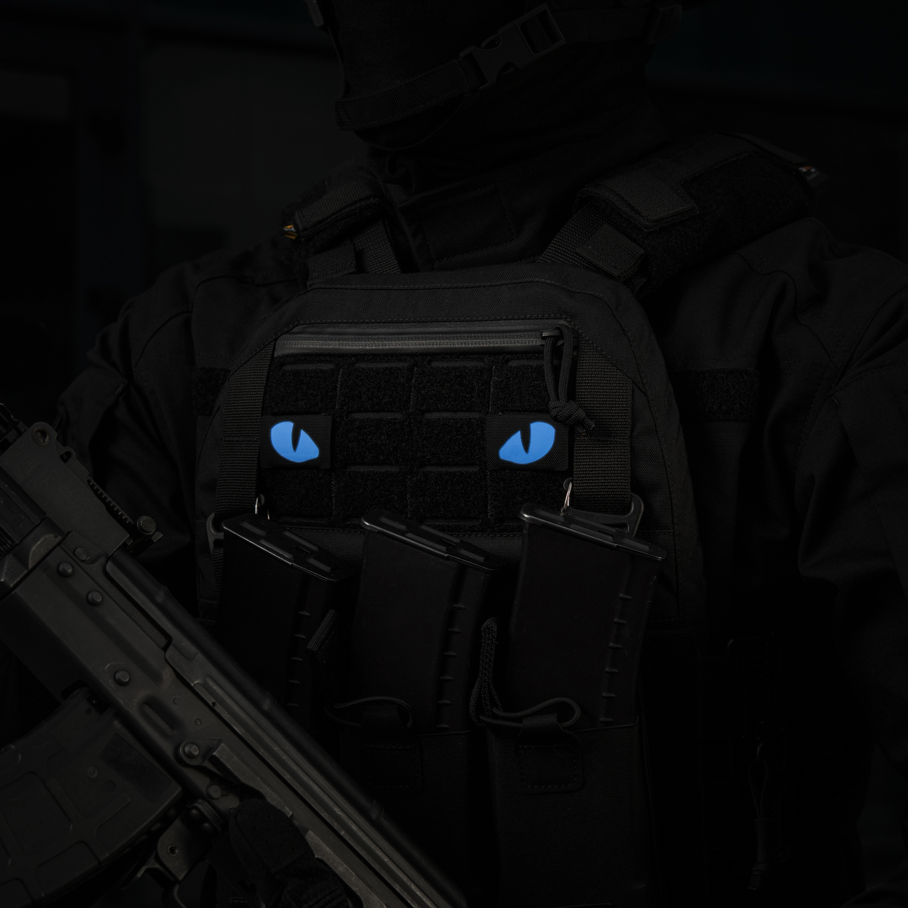 M-Tac нашивка Tiger Eyes Laser Cut (пара) Black/Blue/GID — 14