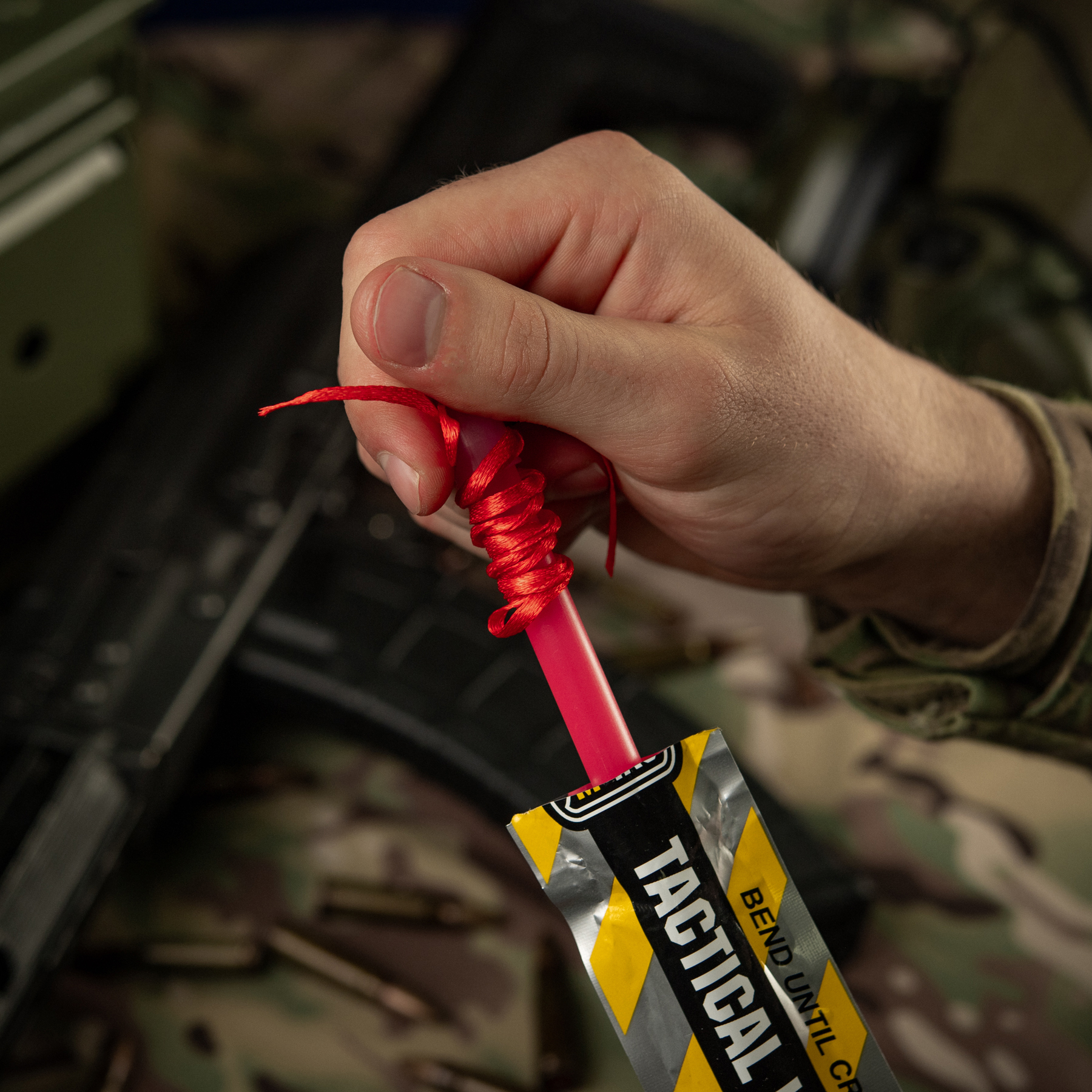 M-Tac химсвет 15 см красный — 19