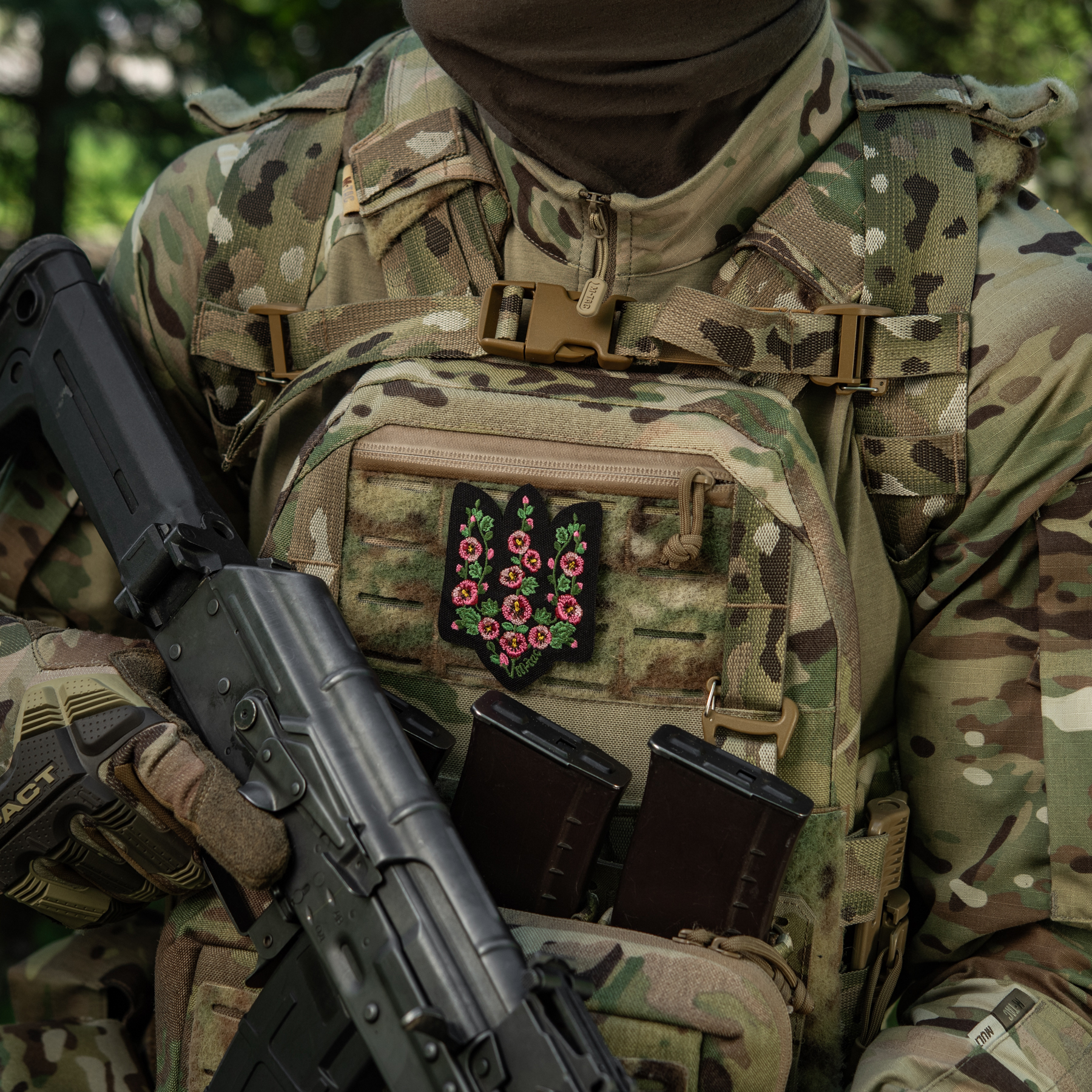 M-Tac нашивка Тризуб рожеві Мальви (вишивка) Black — 3