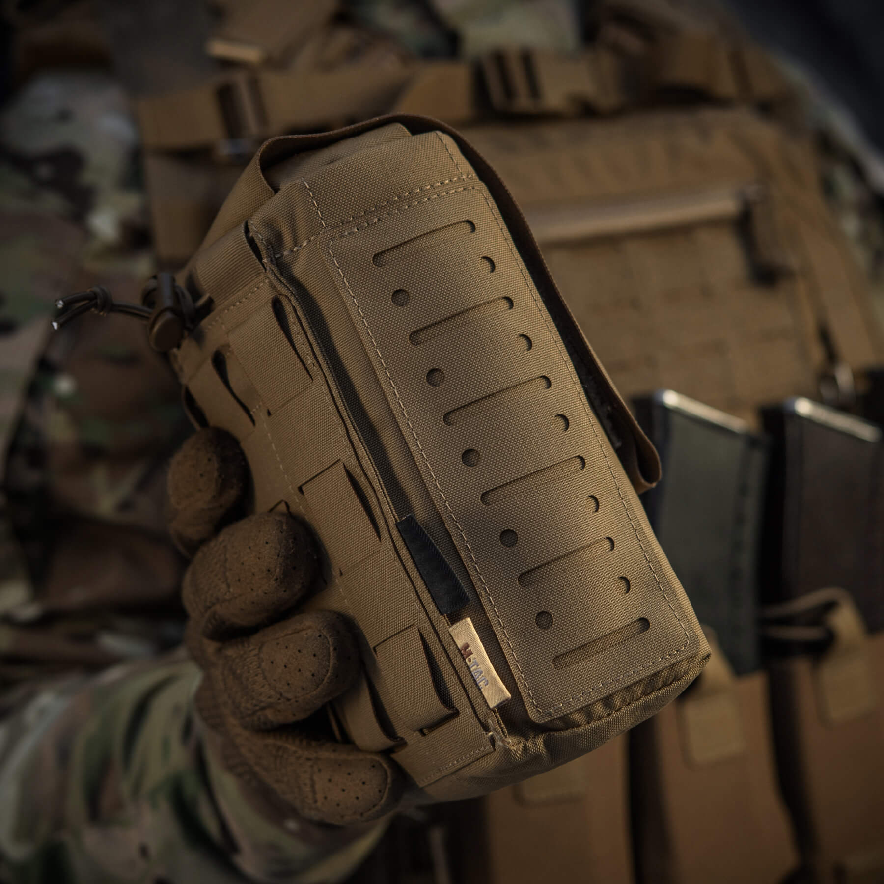 M-Tac подсумок медицинский вертикальный Large Gen.II Elite Coyote — 11