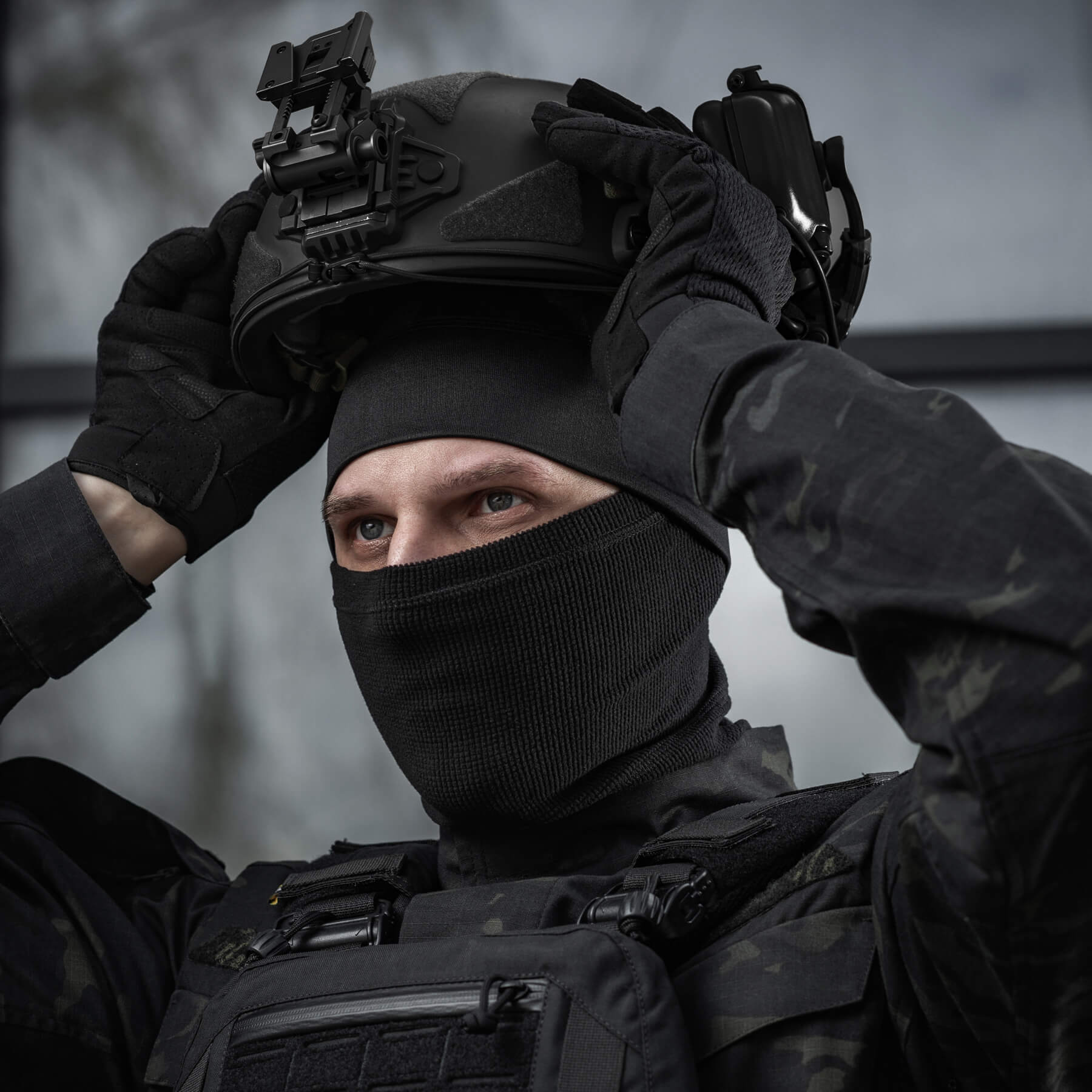 M-Tac шапка-подшлемник микрофлис рип-стоп Black — 14