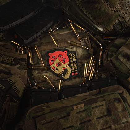 M-Tac нашивка Train Hard Fight Easy PVC Black/Red– Милитарист - фото 3