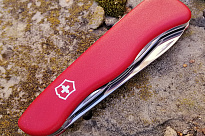  VICTORINOX НОЖ СКЛАДНОЙ PICKNIKER 